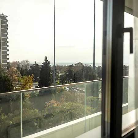 Apartament Cozy 1-bedroom With Sea View & Parking By Flat Mаnаger *