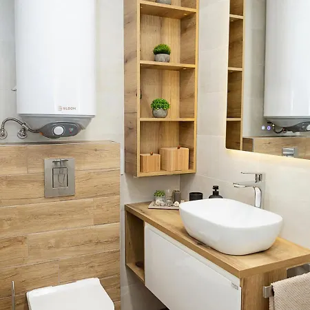Apartament Cozy 1-bedroom With Sea View & Parking By Flat Mаnаger