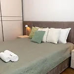 Cozy 1-bedroom With Sea View & Parking By Flat Mаnаger Apartmán